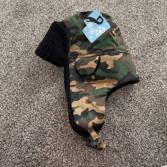 NWT boys camo trapper hat - Picture 3 of 8